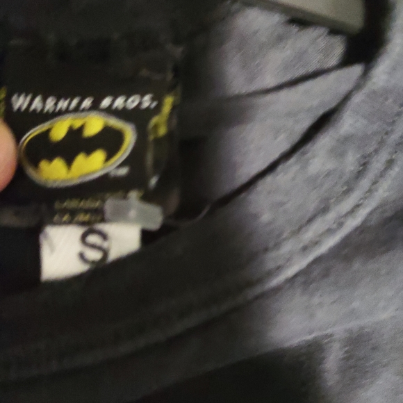 Batman shirt - Picture 2 of 2